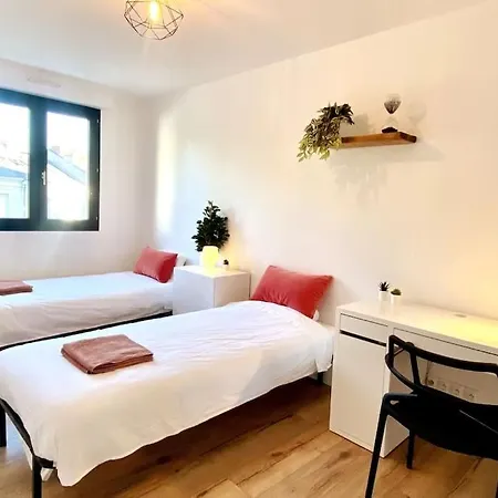 Appartement Centre Des Congres - Balcon - Facultes - Parking *